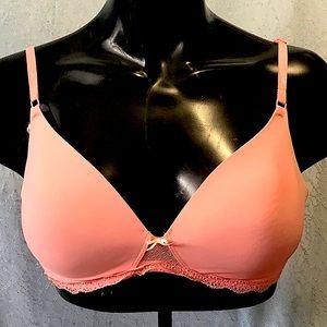 Victoria's Secret 36C Angels No Under Wire Bra